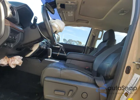 2018 Toyota Tundra Crewmax Limited из США, поврежденный, VIN 5TFHW5F19JX757633